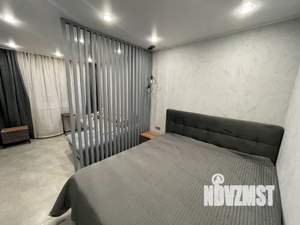 Студия квартира, посуточно, 37м2, 1/6 этаж