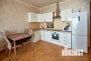 1-к квартира, посуточно, 68м2, 1/1 этаж