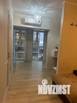 1-к квартира, посуточно, 37м2, 7/25 этаж