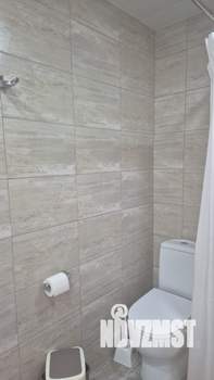 Студия квартира, посуточно, 40м2, 1/3 этаж