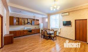 3-к квартира, посуточно, 103м2, 1/1 этаж