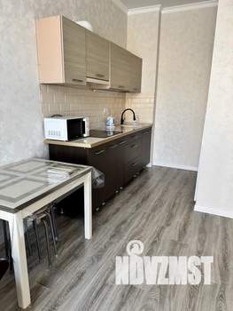 1-к квартира, посуточно, 37м2, 1/11 этаж