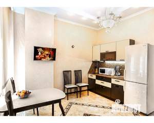 2-к квартира, посуточно, 50м2, 1/1 этаж