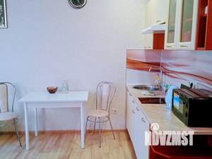 Студия квартира, посуточно, 32м2, 4/21 этаж