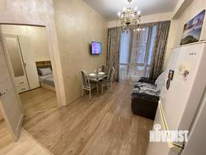 2-к квартира, посуточно, 40м2, 1/10 этаж