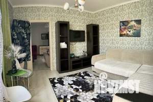 2-к квартира, посуточно, 45м2, 1/2 этаж