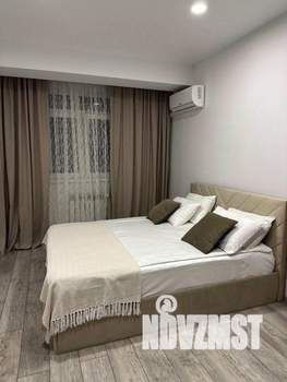 3-к квартира, посуточно, 84м2, 1/1 этаж