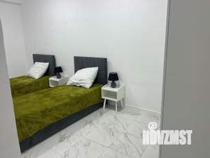 3-к квартира, посуточно, 48м2, 1/1 этаж