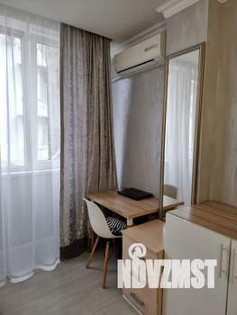 Студия квартира, посуточно, 30м2, 2/10 этаж