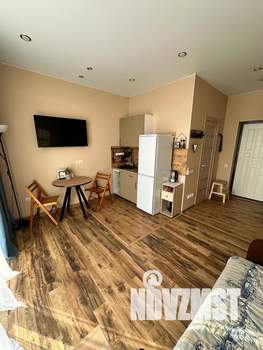 Студия квартира, посуточно, 25м2, 1/3 этаж