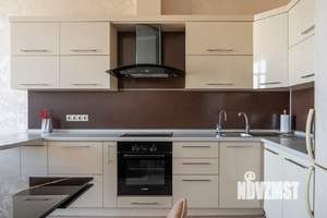 1-к квартира, на длительный срок, 57м2, 22/22 этаж