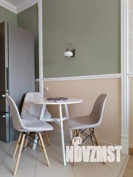 2-к квартира, посуточно, 50м2, 1/1 этаж