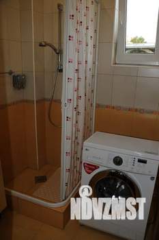 2-к квартира, посуточно, 50м2, 1/3 этаж