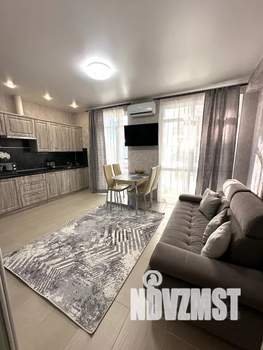 Студия квартира, посуточно, 33м2, 2/10 этаж