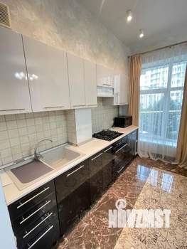 1-к квартира, посуточно, 43м2, 1/9 этаж