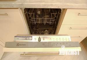 Студия квартира, посуточно, 32м2, 1/4 этаж