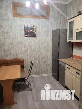 1-к квартира, посуточно, 38м2, 1/3 этаж