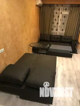 Студия квартира, посуточно, 35м2, 3/9 этаж