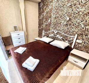 1-к квартира, посуточно, 35м2, 5/5 этаж