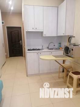 Студия квартира, посуточно, 18м2, 1/6 этаж