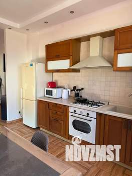 2-к квартира, посуточно, 90м2, 4/4 этаж