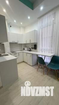 Студия квартира, посуточно, 25м2, 1/10 этаж