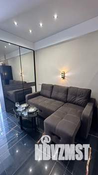 Студия квартира, посуточно, 30м2, 8/10 этаж
