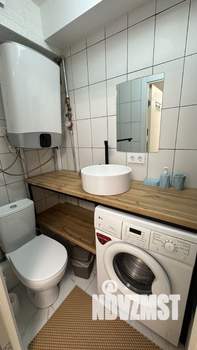 Студия квартира, посуточно, 25м2, 1/12 этаж