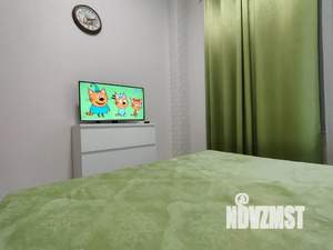 1-к квартира, посуточно, 42м2, 1/10 этаж