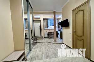 1-к квартира, посуточно, 30м2, 1/2 этаж