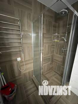 Студия квартира, посуточно, 25м2, 1/10 этаж