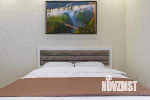Студия квартира, посуточно, 32м2, 18/27 этаж