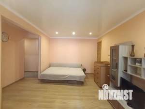 Студия квартира, посуточно, 35м2, 2/5 этаж