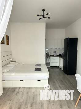 Студия квартира, посуточно, 28м2, 3/3 этаж