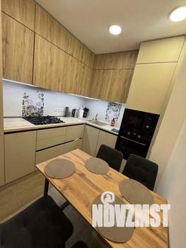 2-к квартира, посуточно, 55м2, 1/1 этаж