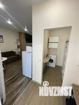 Студия квартира, посуточно, 30м2, 1/3 этаж