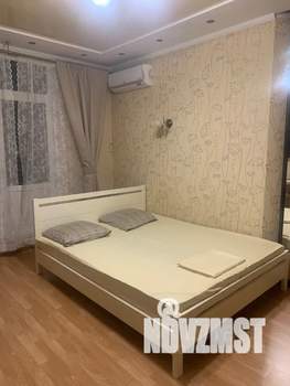 1-к квартира, посуточно, 42м2, 2/10 этаж