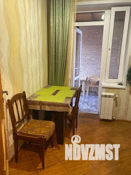 1-к квартира, посуточно, 40м2, 2/4 этаж