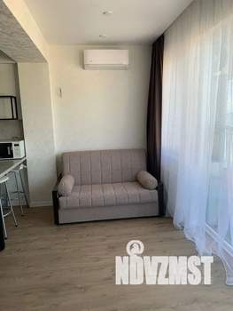 Студия квартира, посуточно, 30м2, 13/13 этаж