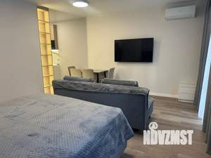 Студия квартира, посуточно, 37м2, 3/12 этаж
