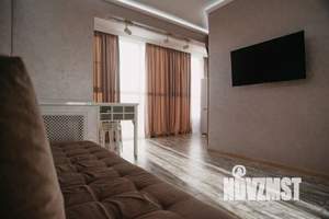 1-к квартира, посуточно, 44м2, 1/1 этаж