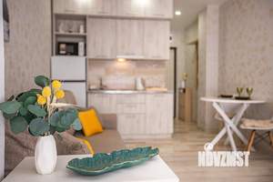 Студия квартира, посуточно, 25м2, 1/4 этаж