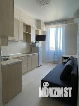1-к квартира, посуточно, 38м2, 9/9 этаж