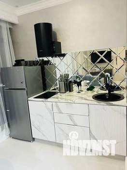 Студия квартира, посуточно, 38м2, 2/2 этаж