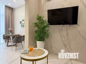 1-к квартира, посуточно, 34м2, 4/6 этаж