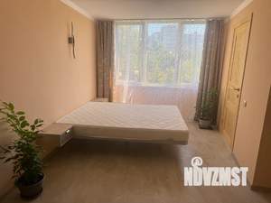 Студия квартира, посуточно, 32м2, 1/1 этаж