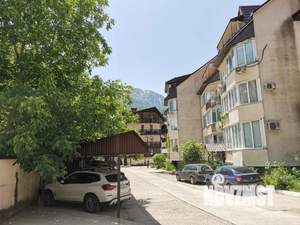 Студия квартира, посуточно, 40м2, 2/5 этаж