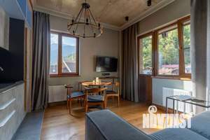 1-к квартира, посуточно, 47м2, 1/1 этаж