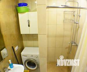 1-к квартира, посуточно, 38м2, 2/4 этаж