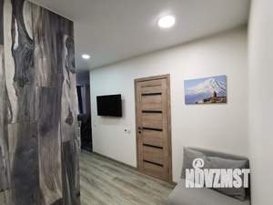 1-к квартира, посуточно, 37м2, 2/10 этаж
